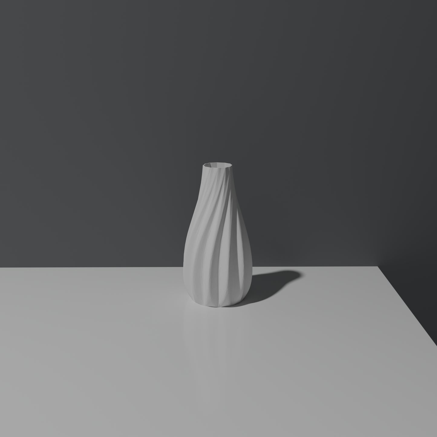 Vase à Nervures en Spirale